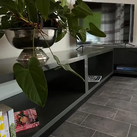 Verstecktes Haus Mit Whirlpool Nyaraló *