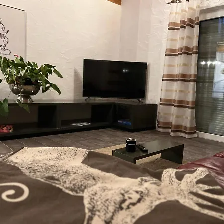 Σπίτι διακοπών Verstecktes Haus Mit Whirlpool Gaimersheim
